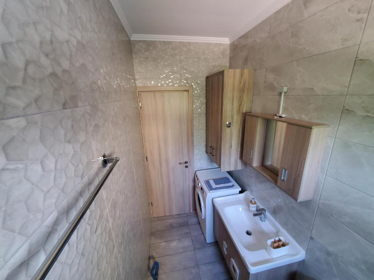 Backyard Apartment Kalligoni エクステリア 写真